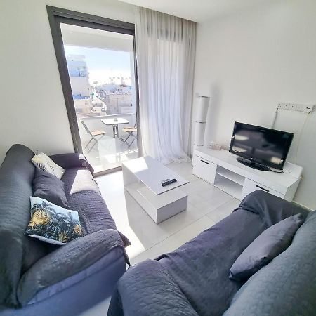 Sea La Vie Seaview Apartment Ларнака Екстер'єр фото