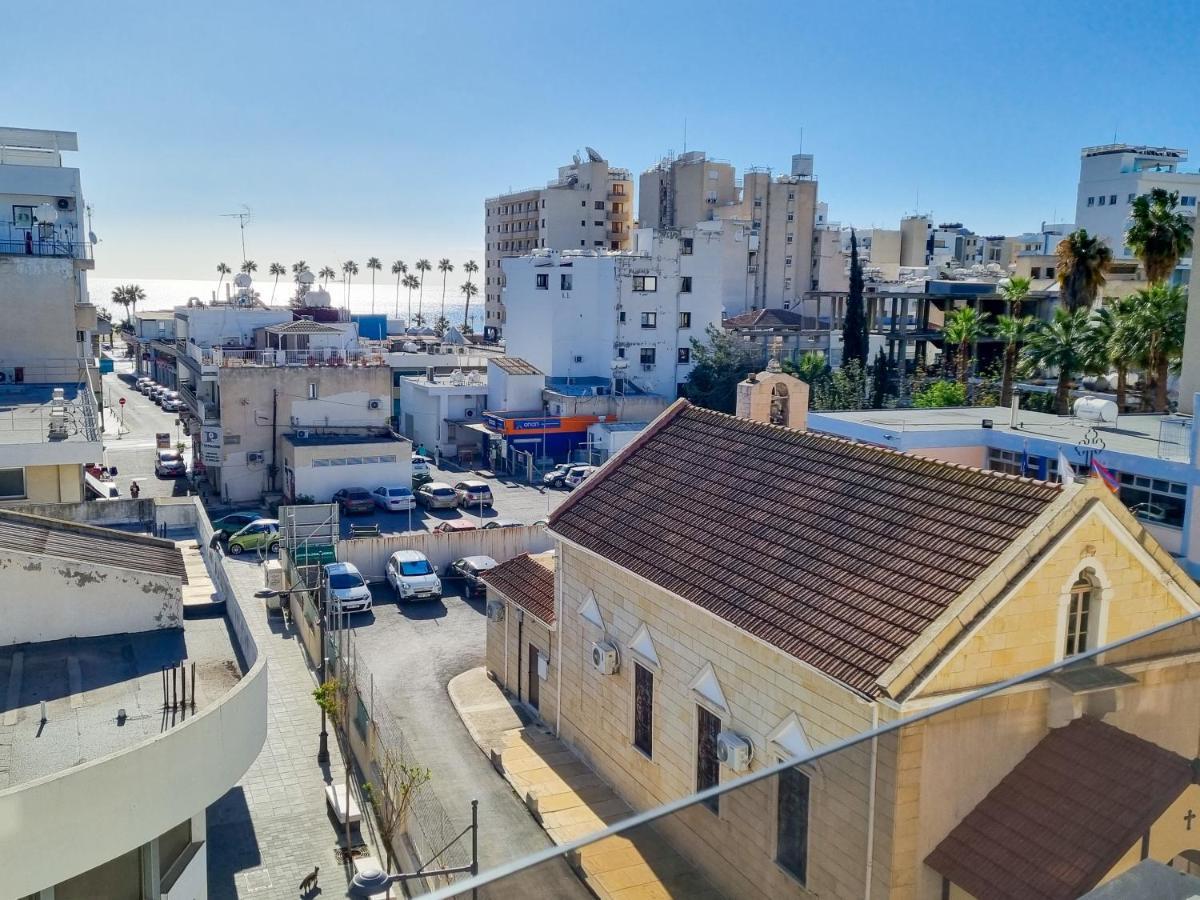 Sea La Vie Seaview Apartment Ларнака Екстер'єр фото