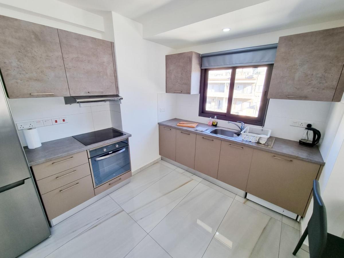 Sea La Vie Seaview Apartment Ларнака Екстер'єр фото